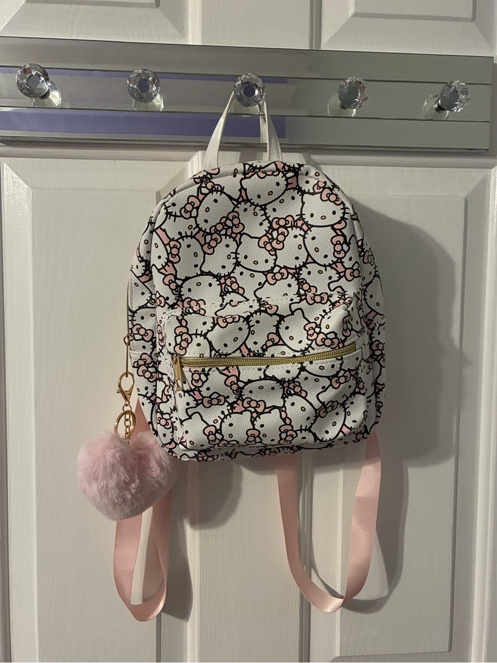 Hello Kitty Mini Backpack & Round Coin Pouch in White & Pink